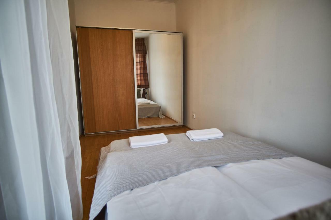 G1 Apartment - Boedapest Buitenkant foto